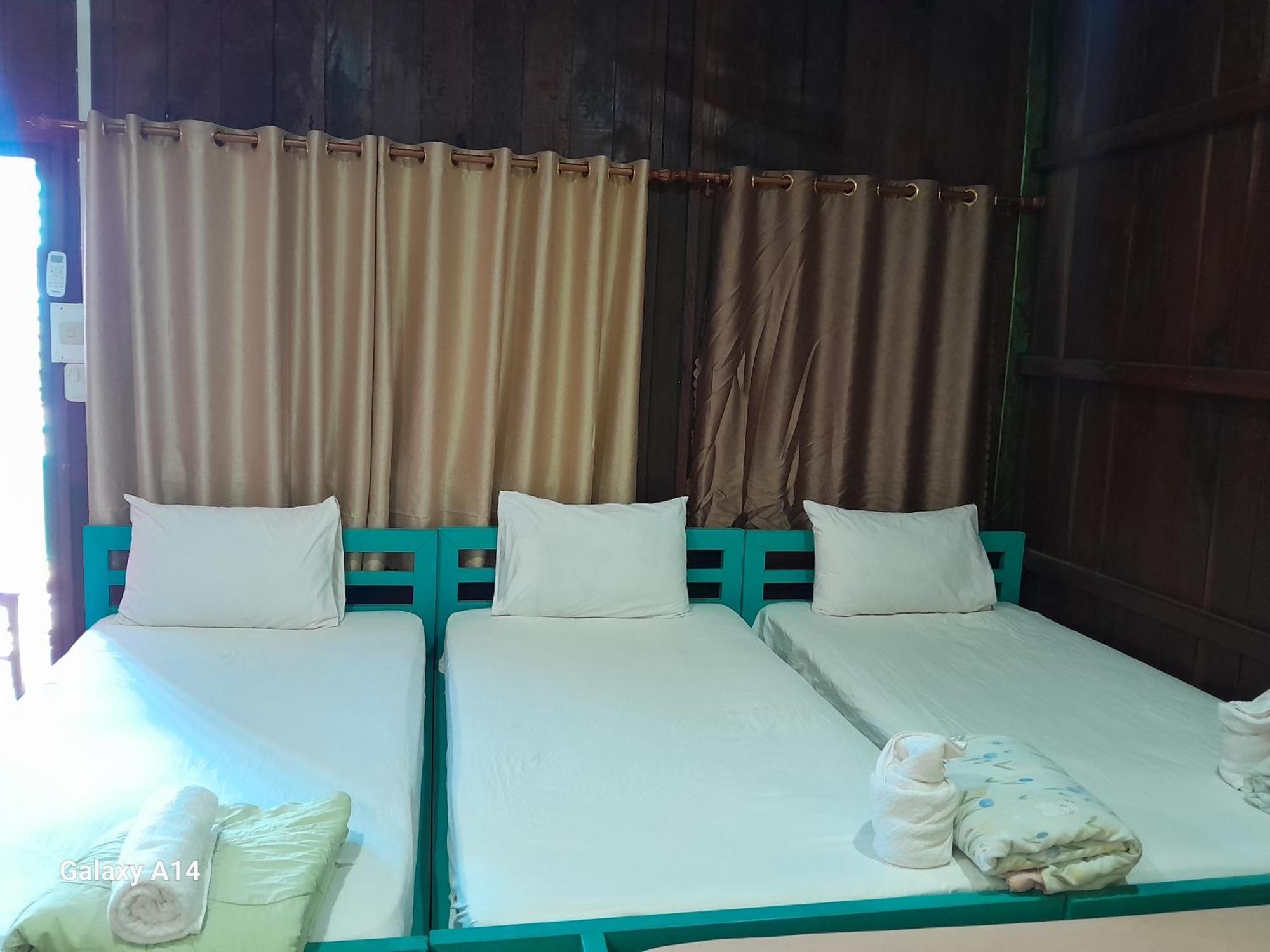 Sompong Sunset View Guest House Don Det Room photo